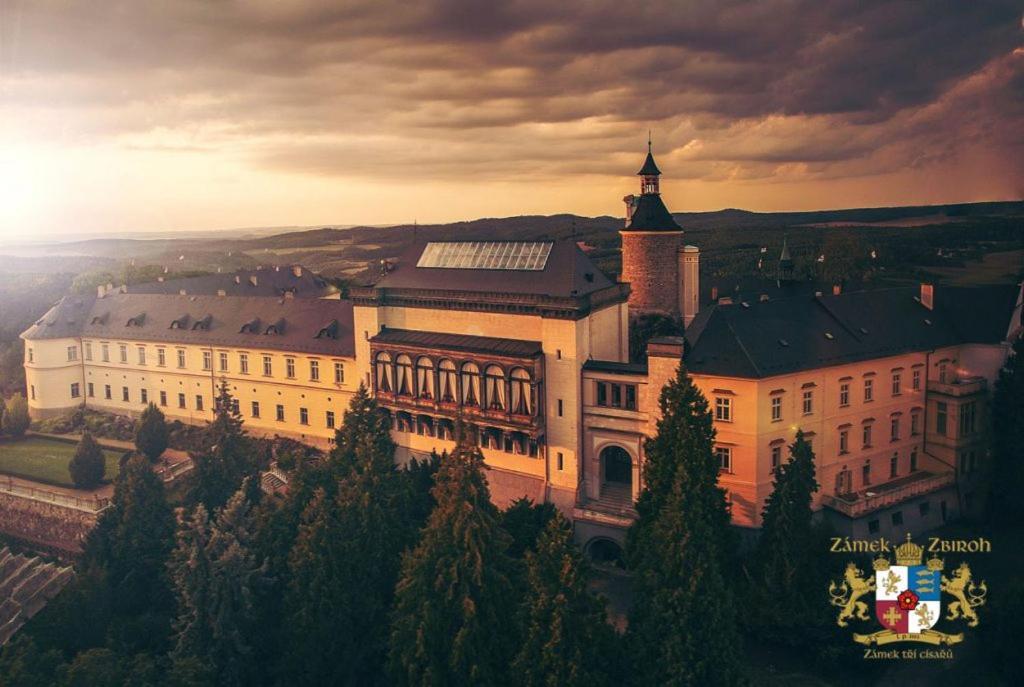 Chateau Zbiroh Eksteriør bilde